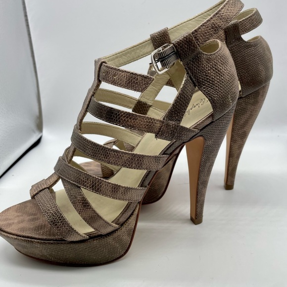 Snakeprint heels - Picture 3 of 6